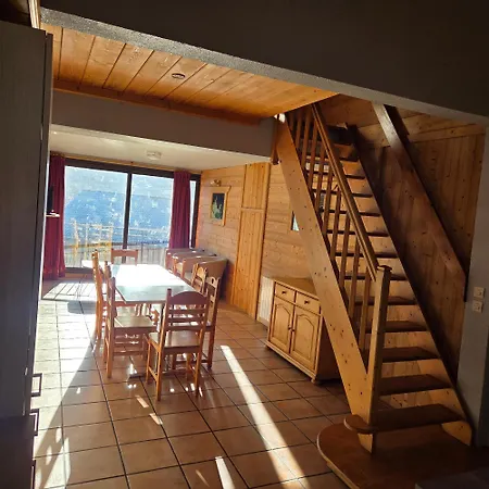 Super Arc Location * Bourg-Saint-Maurice